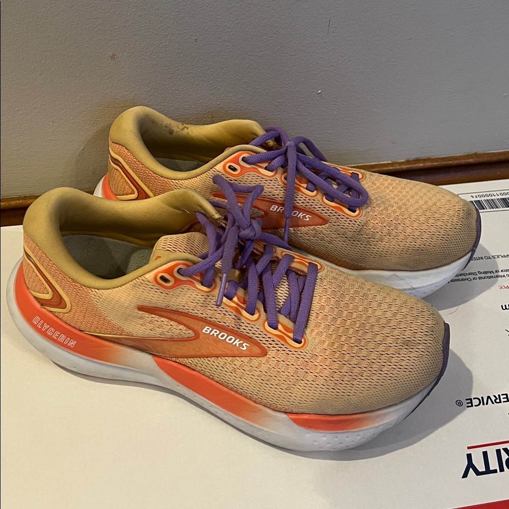 Brooks Women's Glycerin 21 - size 9.5